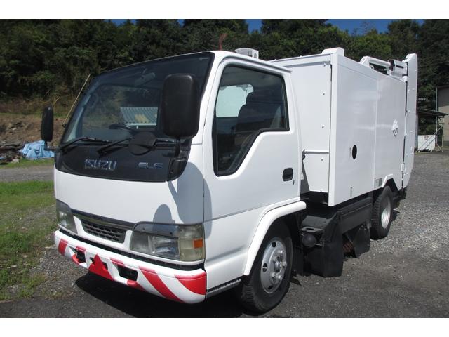 2004 Isuzu Elf – thumbnail 2