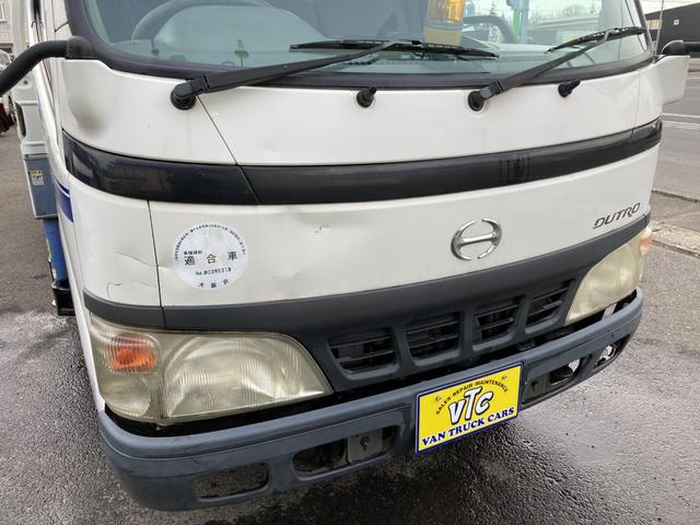 2004 Hino Dutro – thumbnail 4