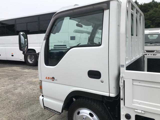 2004 Isuzu Elf – thumbnail 4