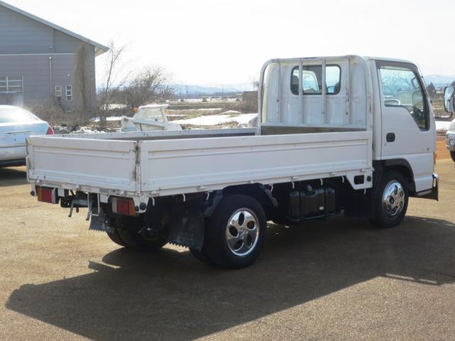 2002 Isuzu Elf – thumbnail 3