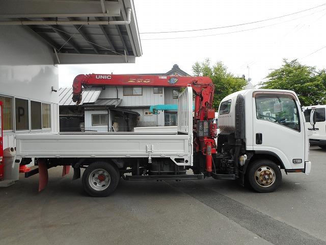 2011 Isuzu Elf – thumbnail 4