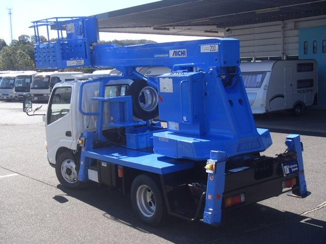2007 Hino Dutro – thumbnail 2