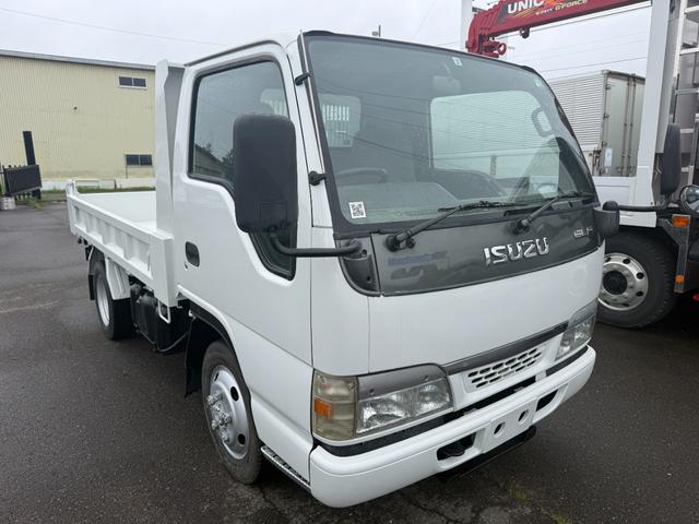 2002 Isuzu Elf – thumbnail 2