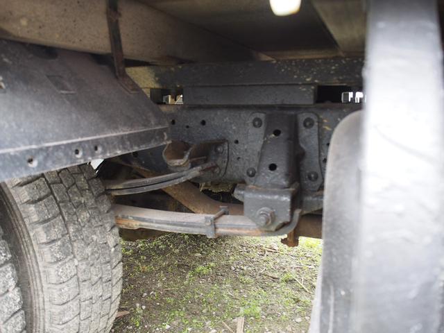 2006 Isuzu Elf – thumbnail 4