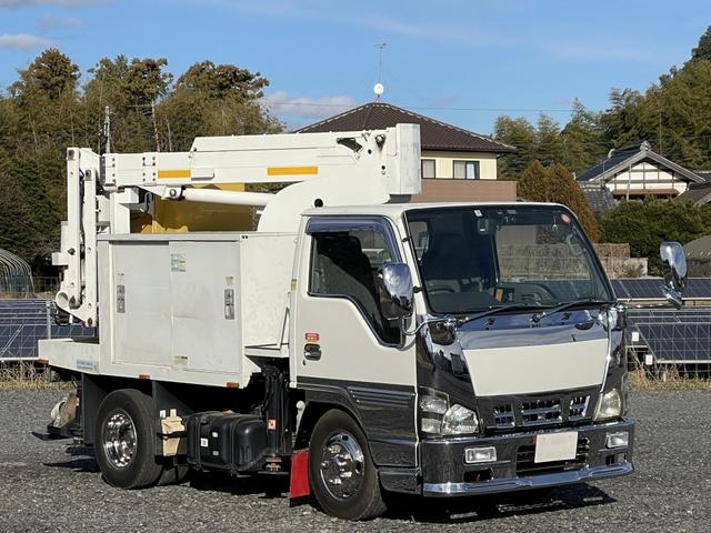 2006 Isuzu Elf – thumbnail 2