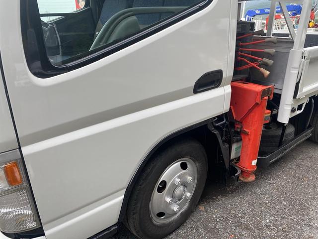 2004 Mitsubishi Fuso Canter – thumbnail 4