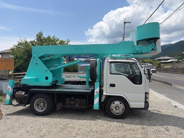 2007 Isuzu Elf – thumbnail 4