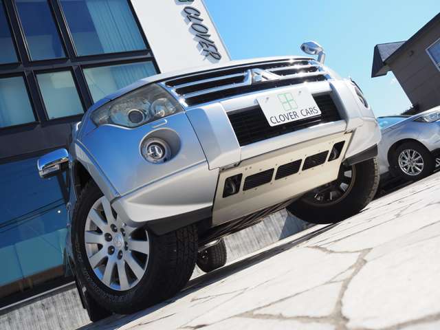 2010 Mitsubishi Pajero – thumbnail 4