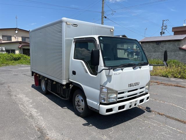 2009 Isuzu Elf