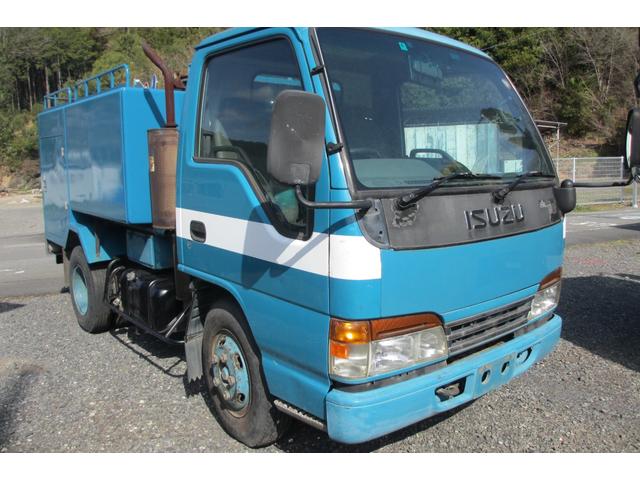 2001 Isuzu Elf