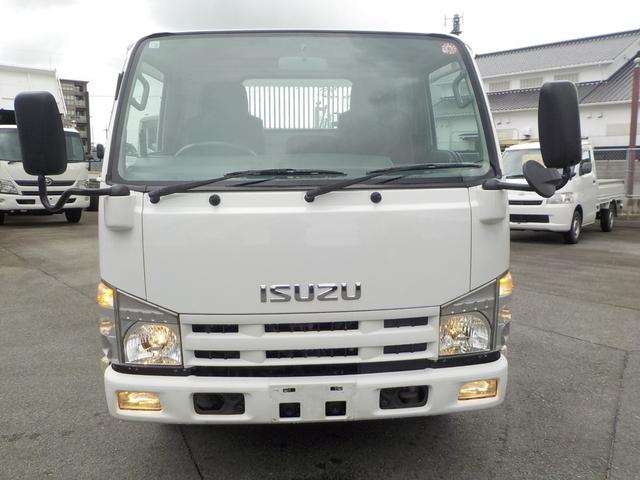 2010 Isuzu Elf – thumbnail 2