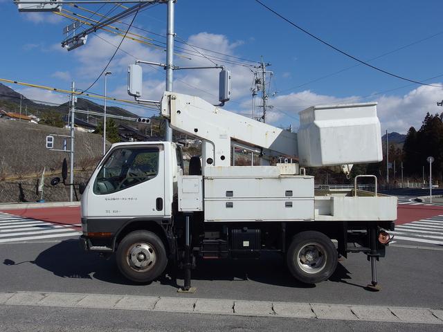 2001 Mitsubishi Fuso Canter – thumbnail 4