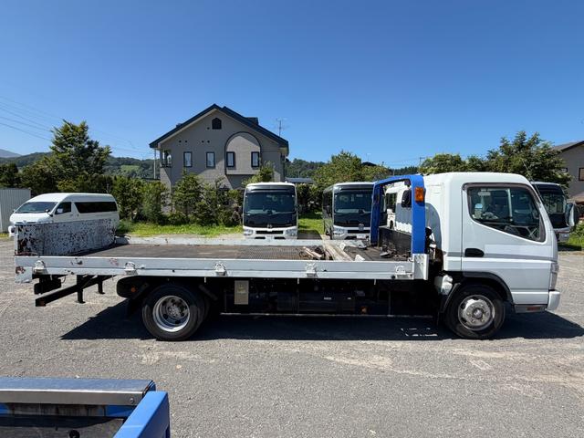 2009 Mitsubishi Fuso Canter – thumbnail 4
