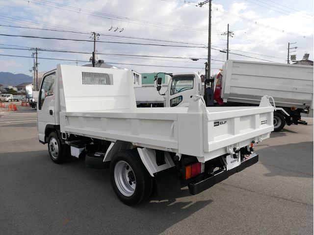 2008 Isuzu Elf – thumbnail 4