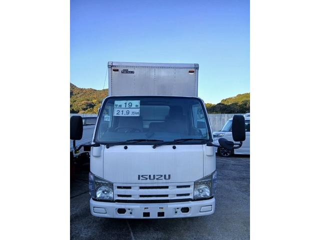 2007 Isuzu Elf – thumbnail 4