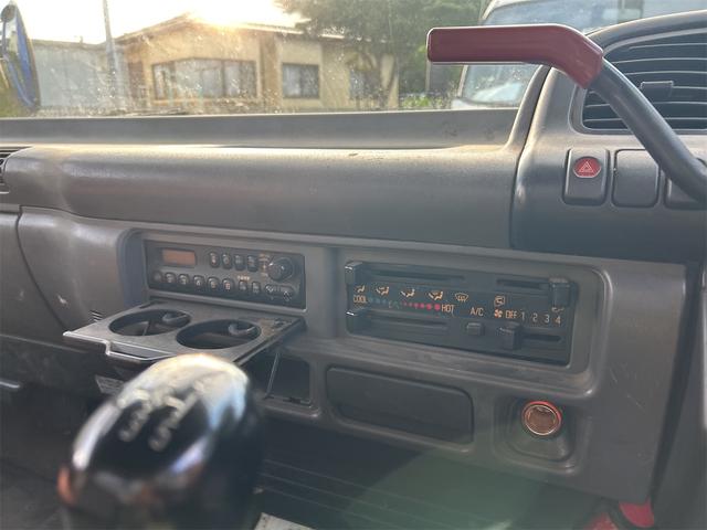2004 Isuzu Elf – thumbnail 3