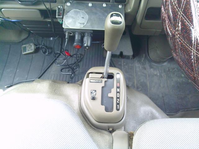 1995 Isuzu Elf – thumbnail 4