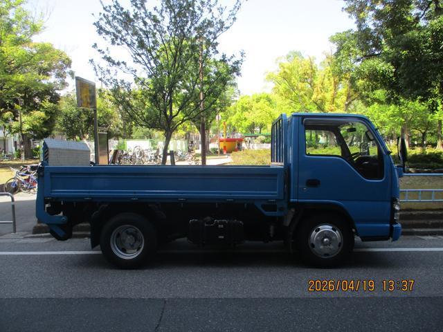 2005 Isuzu Elf – thumbnail 4