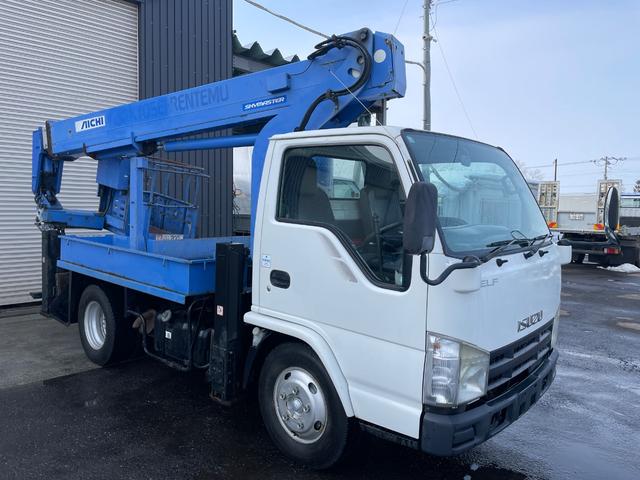 2008 Isuzu Elf – thumbnail 3