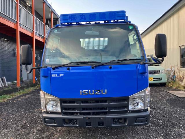 2010 Isuzu Elf – thumbnail 2