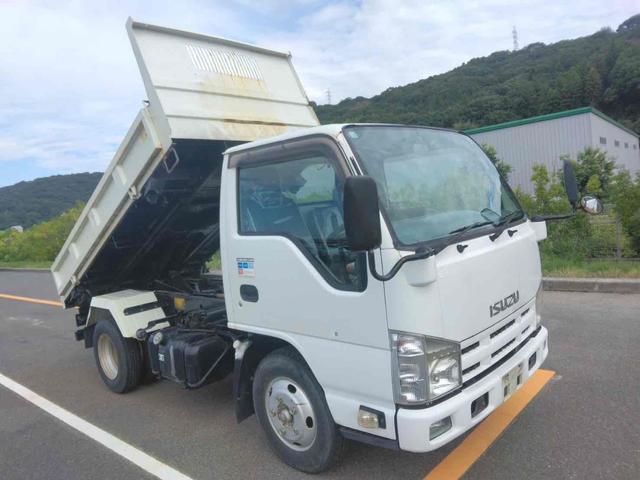 2010 Isuzu Elf – thumbnail 2