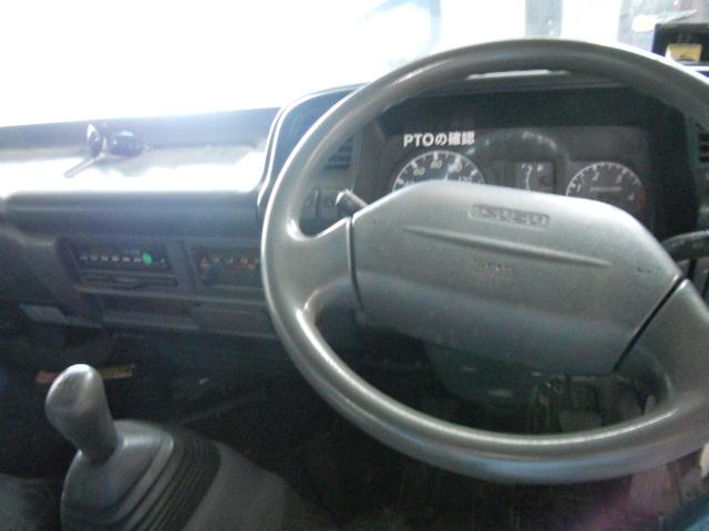 2006 Isuzu Elf – thumbnail 3