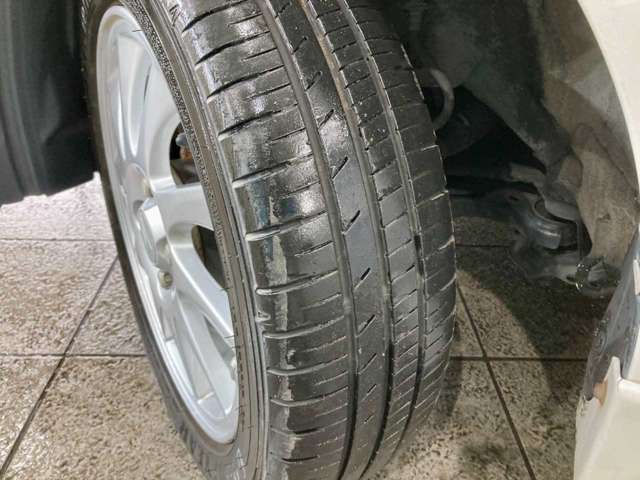 2010 Daihatsu Tanto – thumbnail 2