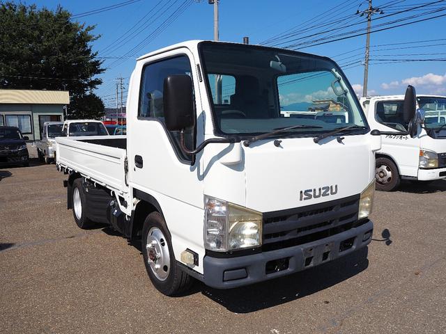 2010 Isuzu Elf – thumbnail 3