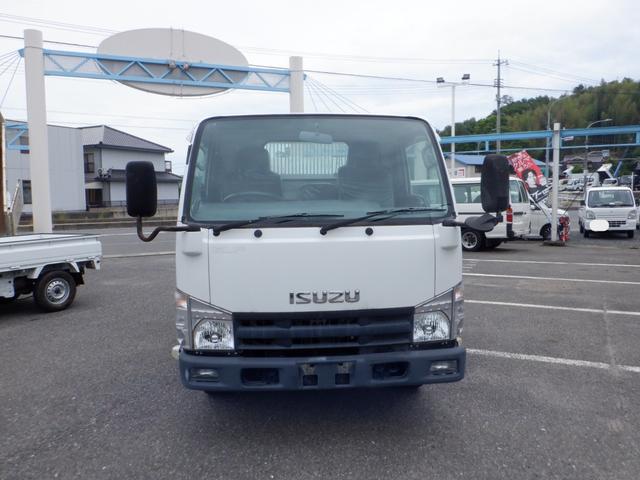 2010 Isuzu Elf – thumbnail 3