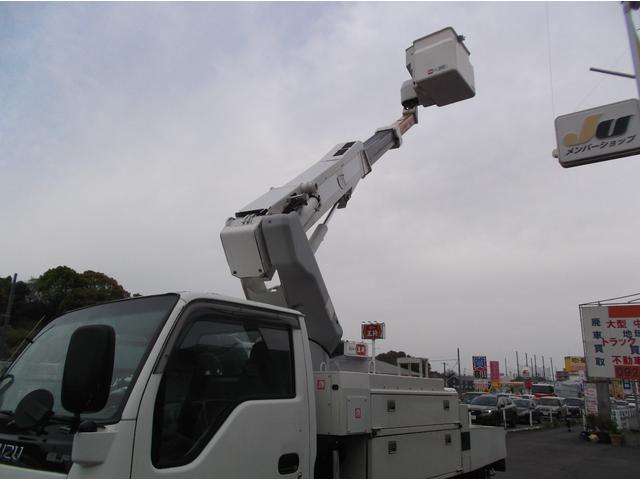 2007 Isuzu Elf – thumbnail 4