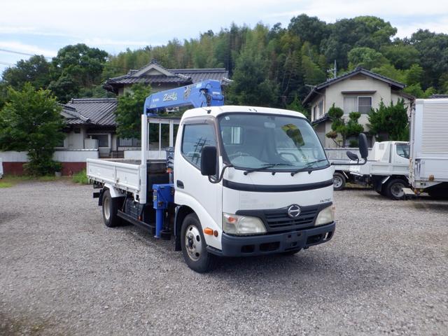 2011 Hino Dutro – thumbnail 2