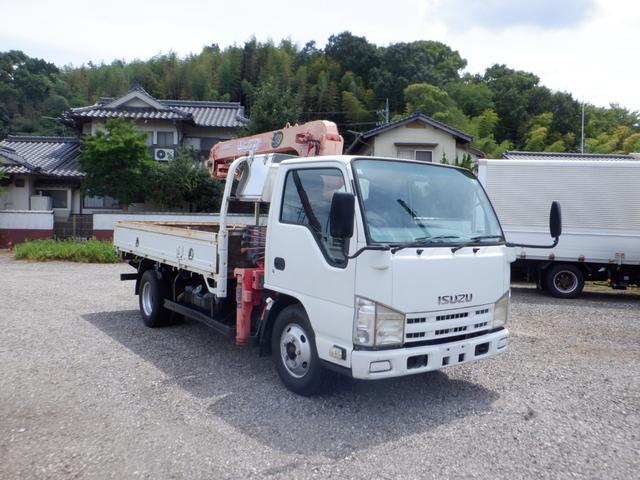 2010 Isuzu Elf – thumbnail 2