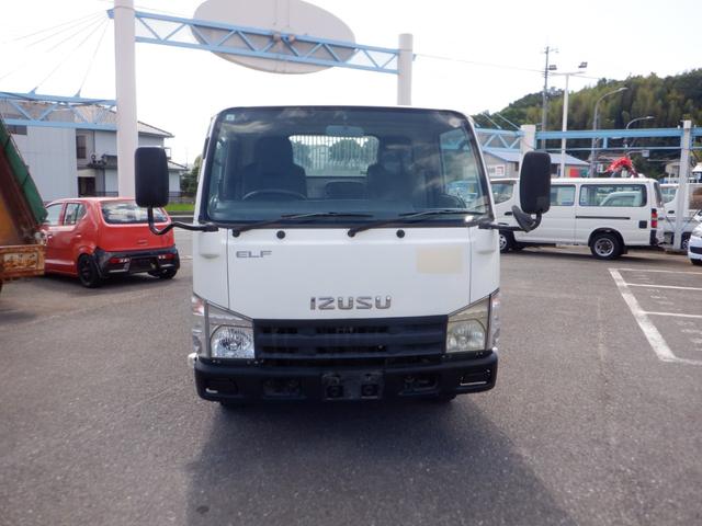 2010 Isuzu Elf – thumbnail 3