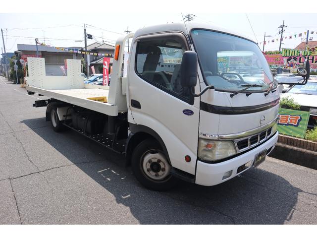 2004 Hino Dutro – thumbnail 3