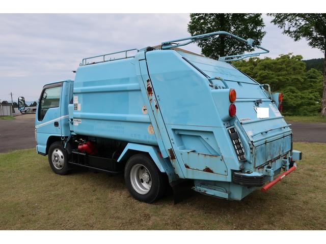 2008 Isuzu Elf – thumbnail 2
