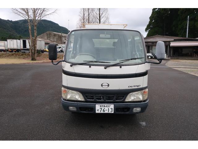 2004 Hino Dutro – thumbnail 2