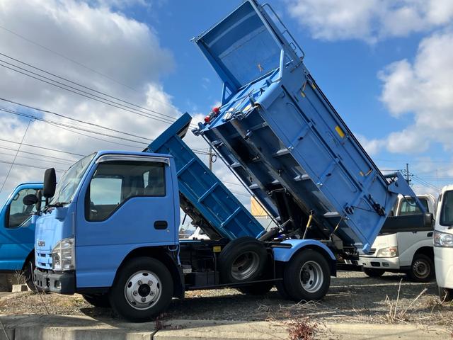 2009 Isuzu Elf – thumbnail 4