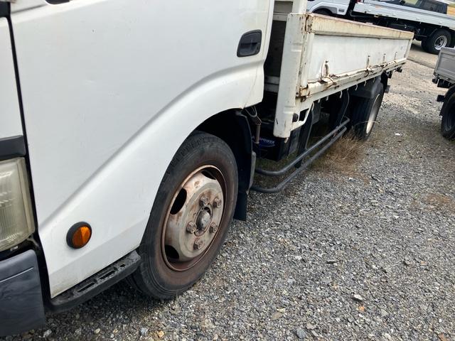 2006 Hino Dutro – thumbnail 3