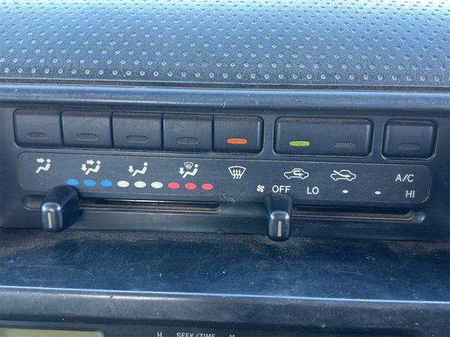 2001 Hino Dutro – thumbnail 3