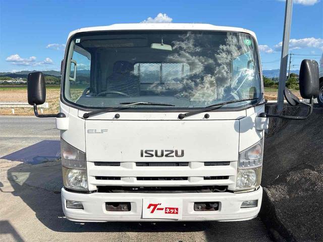 2011 Isuzu Elf – thumbnail 2