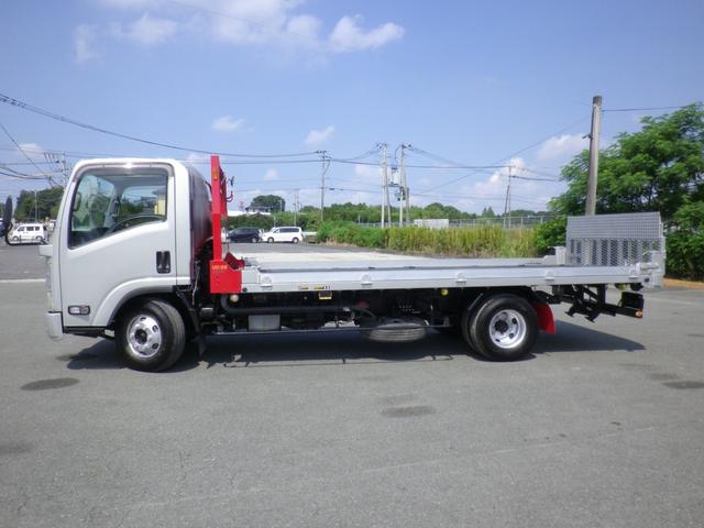 2008 Isuzu Elf – thumbnail 4