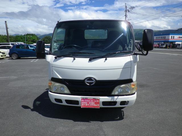 2011 Hino Dutro – thumbnail 3