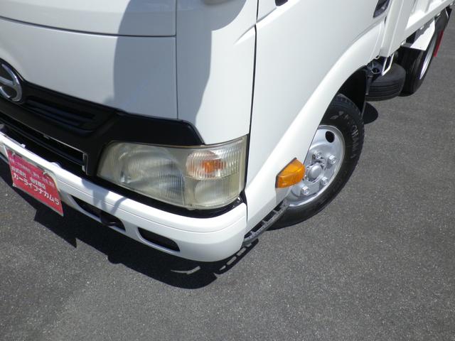 2011 Hino Dutro – thumbnail 4