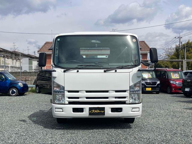 2008 Isuzu Elf – thumbnail 2