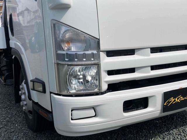 2008 Isuzu Elf – thumbnail 3