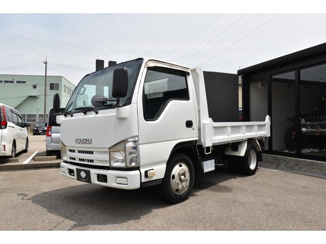 2011 Isuzu Elf – thumbnail 2
