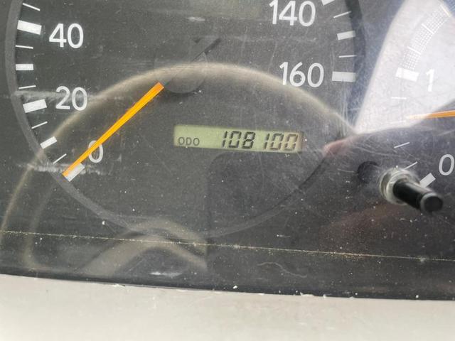 2005 Hino Dutro – thumbnail 2