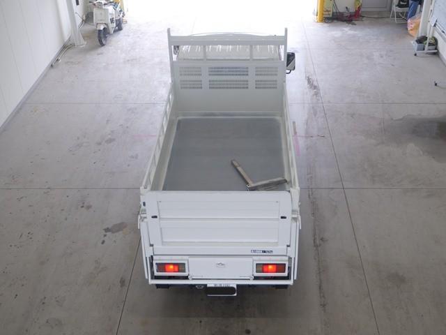 2009 Hino Dutro – thumbnail 2