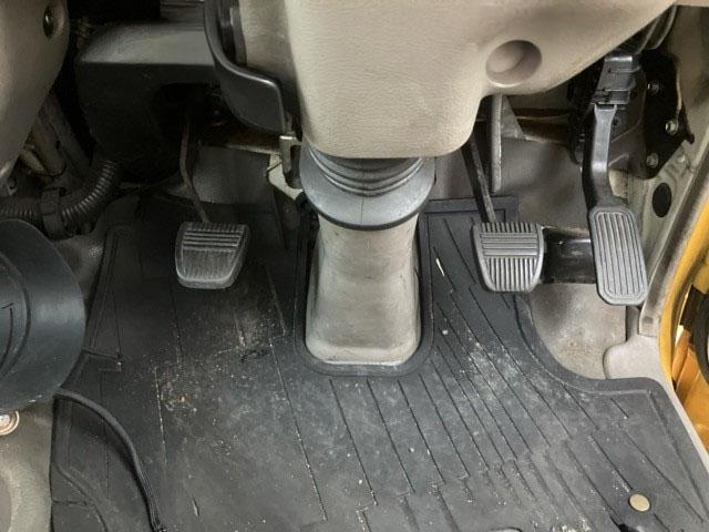 2008 Hino Dutro – thumbnail 3
