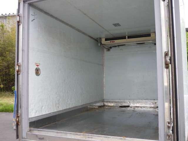 1999 Mitsubishi Fuso Canter – thumbnail 4